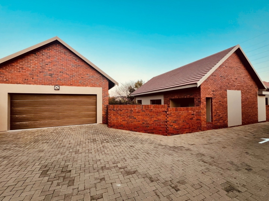 2 Bedroom Property for Sale in Wild Olive Estate Free State
